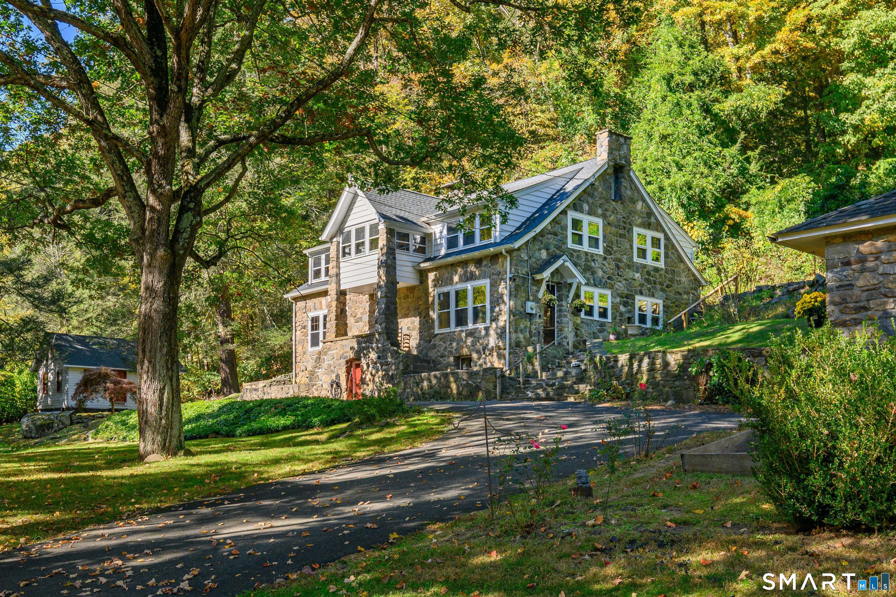 363 State Route 37 New Fairfield CT 06812