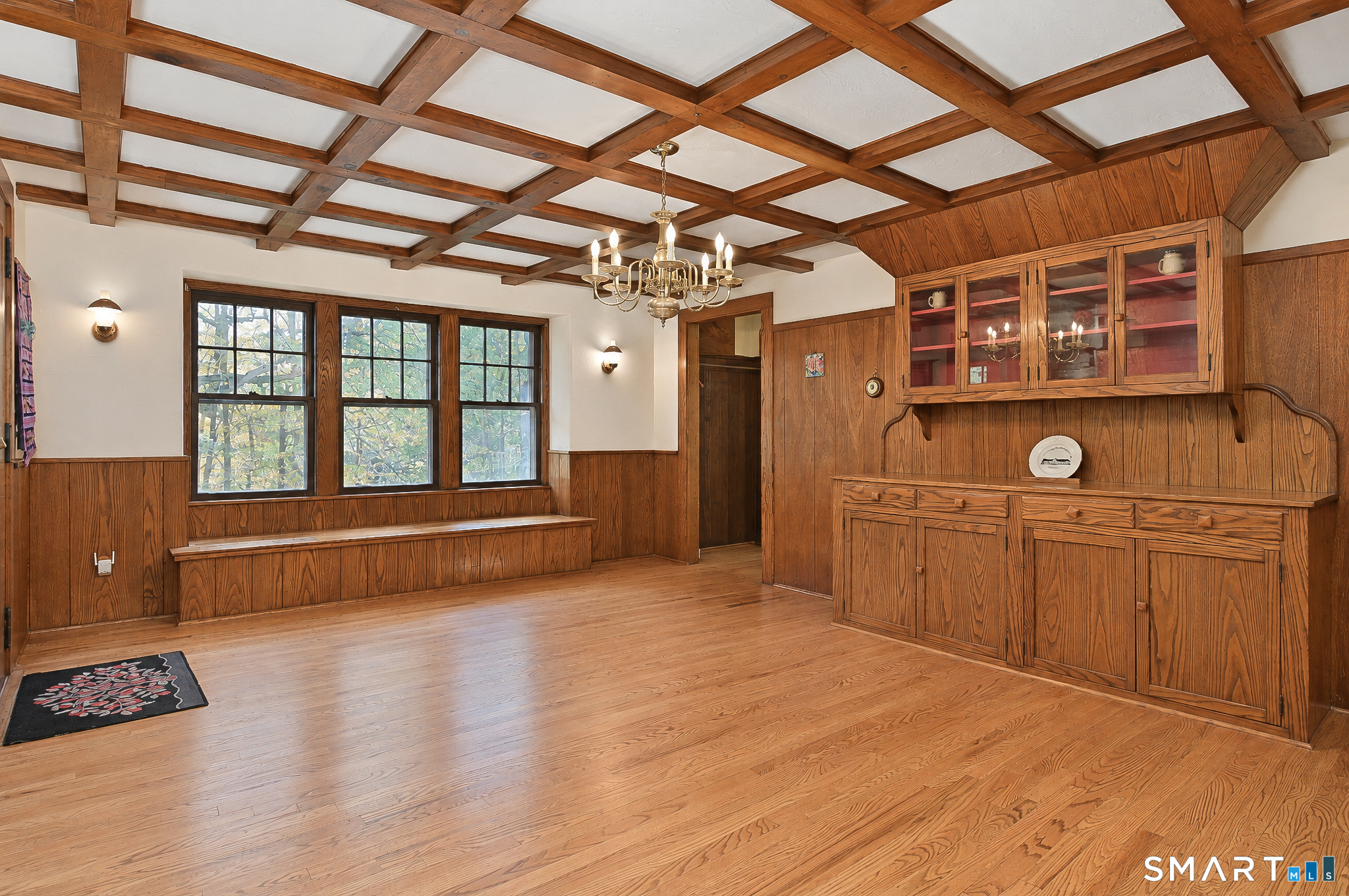 363 State Route 37 New Fairfield CT 06812