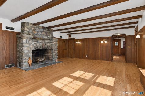 363 State Route 37 New Fairfield CT 06812