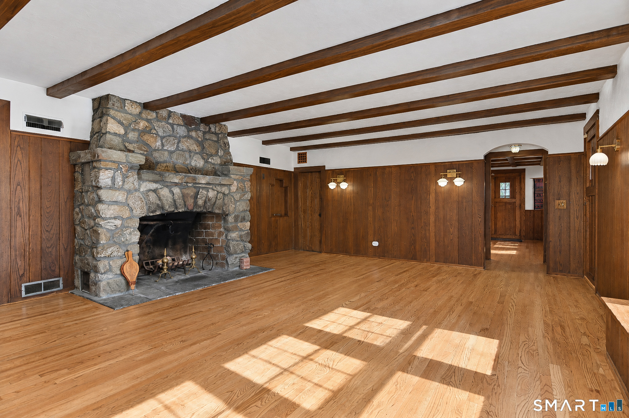 363 State Route 37 New Fairfield CT 06812