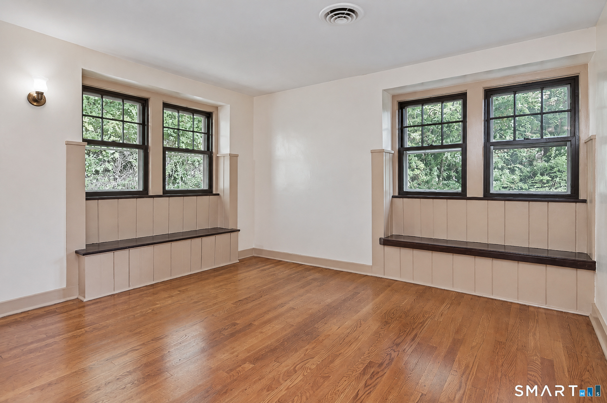 363 State Route 37 New Fairfield CT 06812