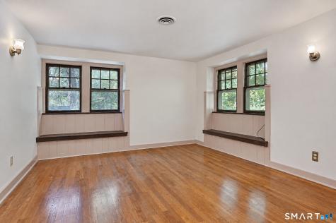 363 State Route 37 New Fairfield CT 06812