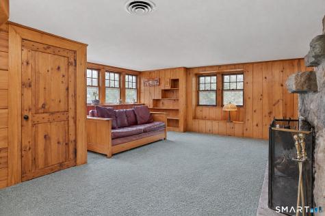 363 State Route 37 New Fairfield CT 06812
