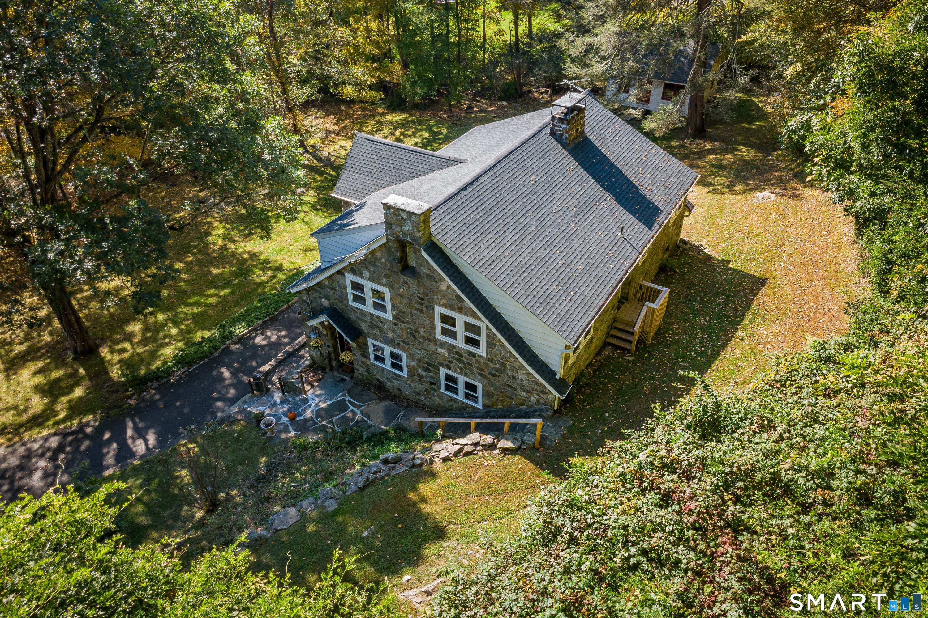 363 State Route 37 New Fairfield CT 06812