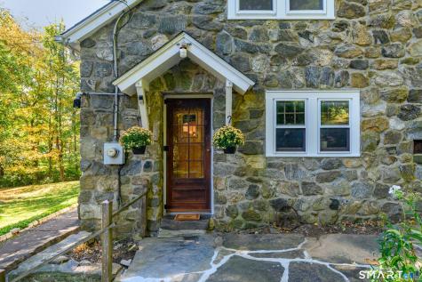 363 State Route 37 New Fairfield CT 06812