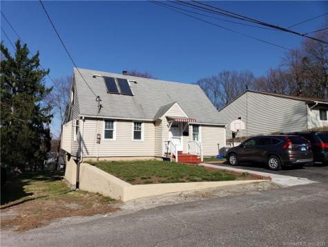 31 Mohawk Street Waterbury CT 06706