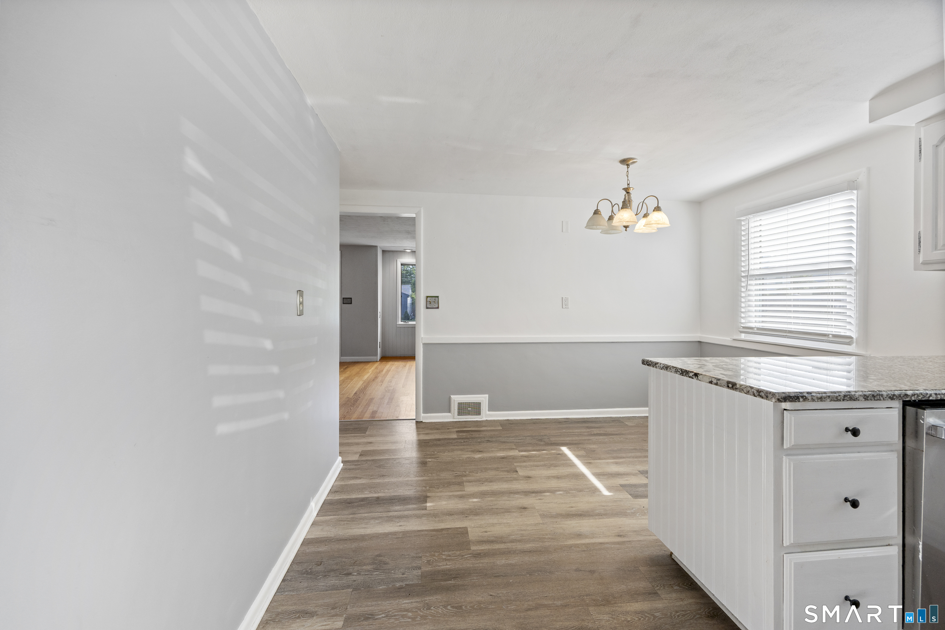 39 Whiteside Street Newington CT 06111