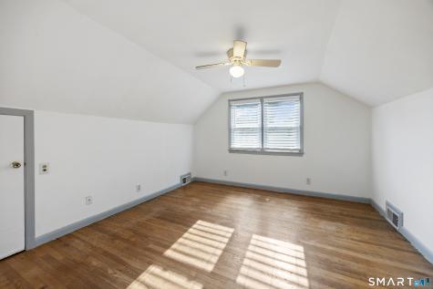 39 Whiteside Street Newington CT 06111