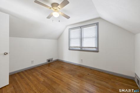 39 Whiteside Street Newington CT 06111