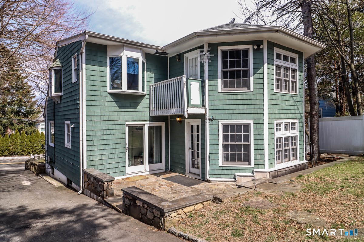 190 Toms Road Stamford CT 06906