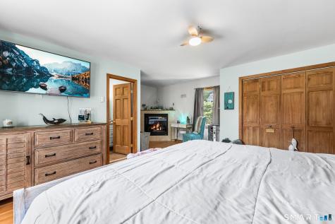 9 Glenridge Drive Ansonia CT 06401