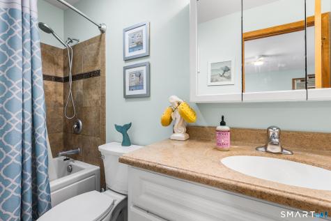 9 Glenridge Drive Ansonia CT 06401
