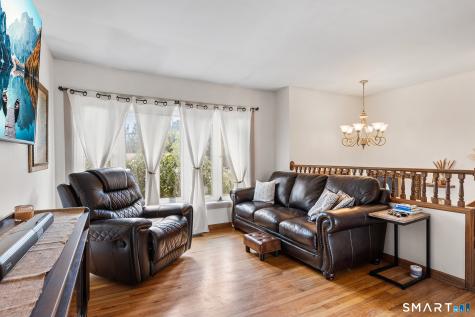 9 Glenridge Drive Ansonia CT 06401