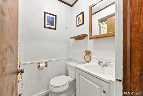 12 West Helen Street Hamden CT 06514