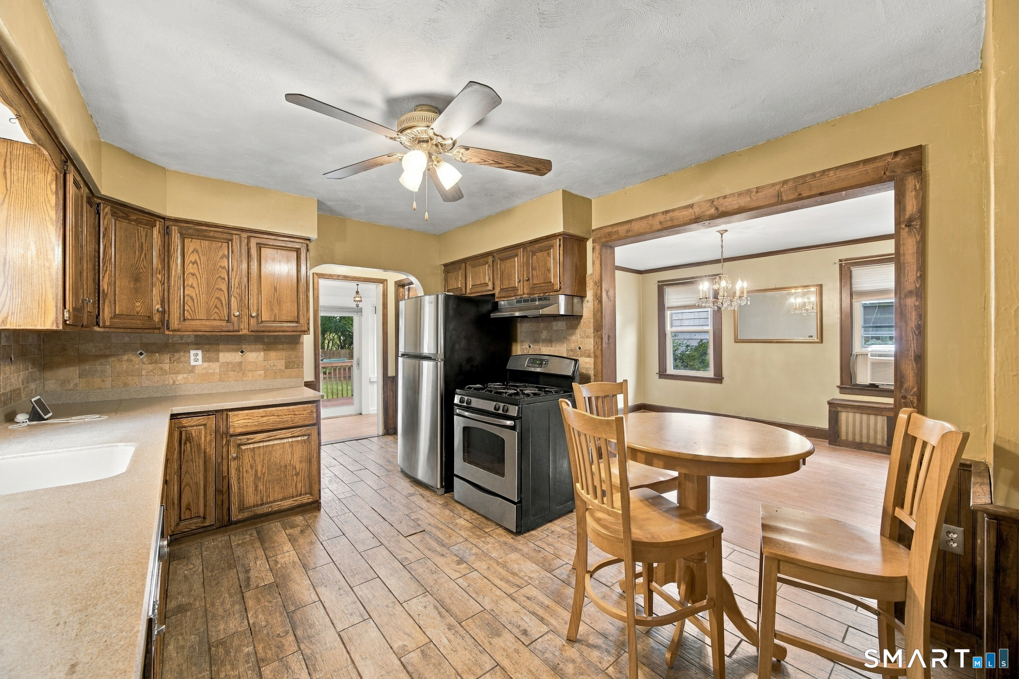 12 West Helen Street Hamden CT 06514