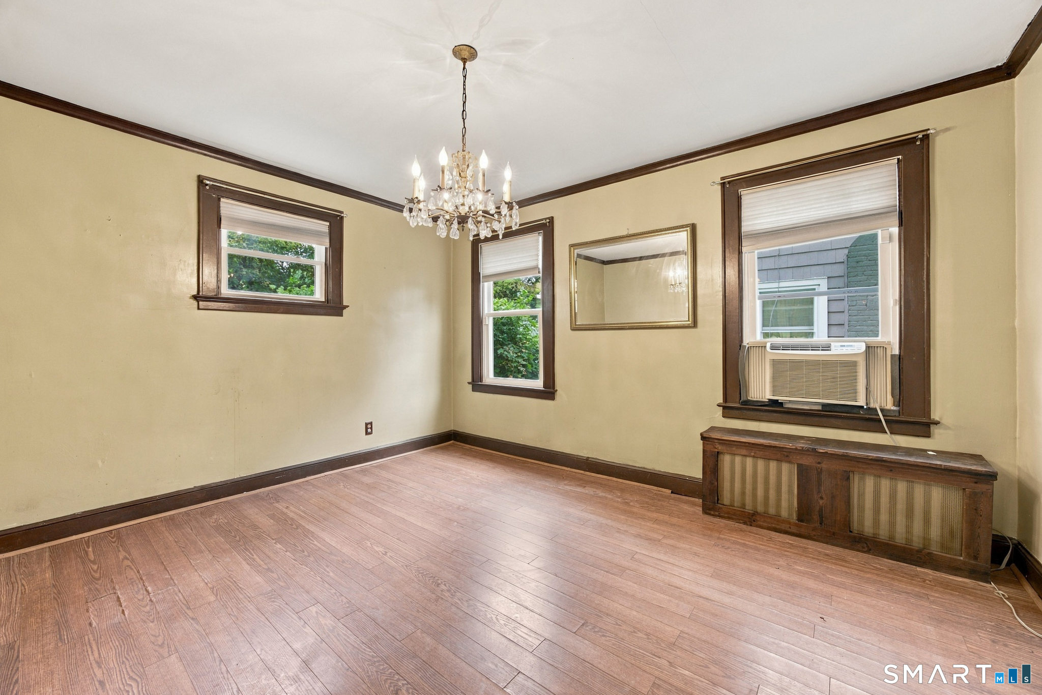 12 West Helen Street Hamden CT 06514
