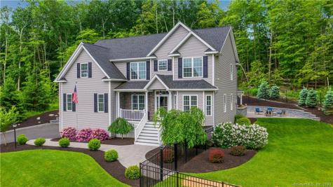 19 Gereg Glenn Road Brookfield CT 06804
