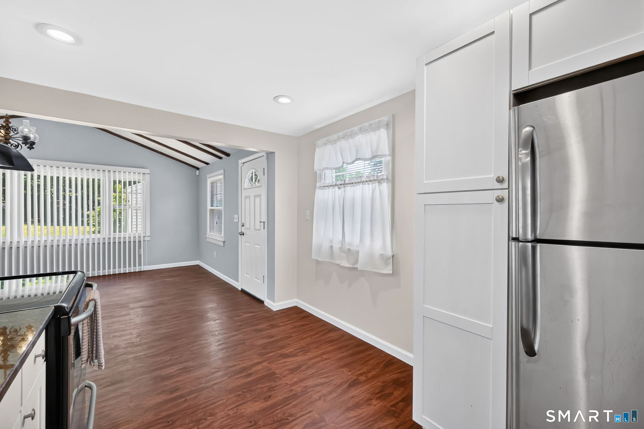 7 James Street East Haven CT 06512