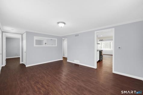 7 James Street East Haven CT 06512