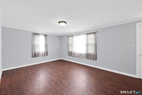 7 James Street East Haven CT 06512