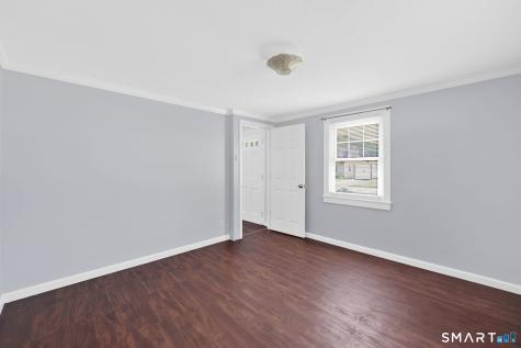 7 James Street East Haven CT 06512