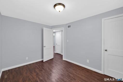 7 James Street East Haven CT 06512