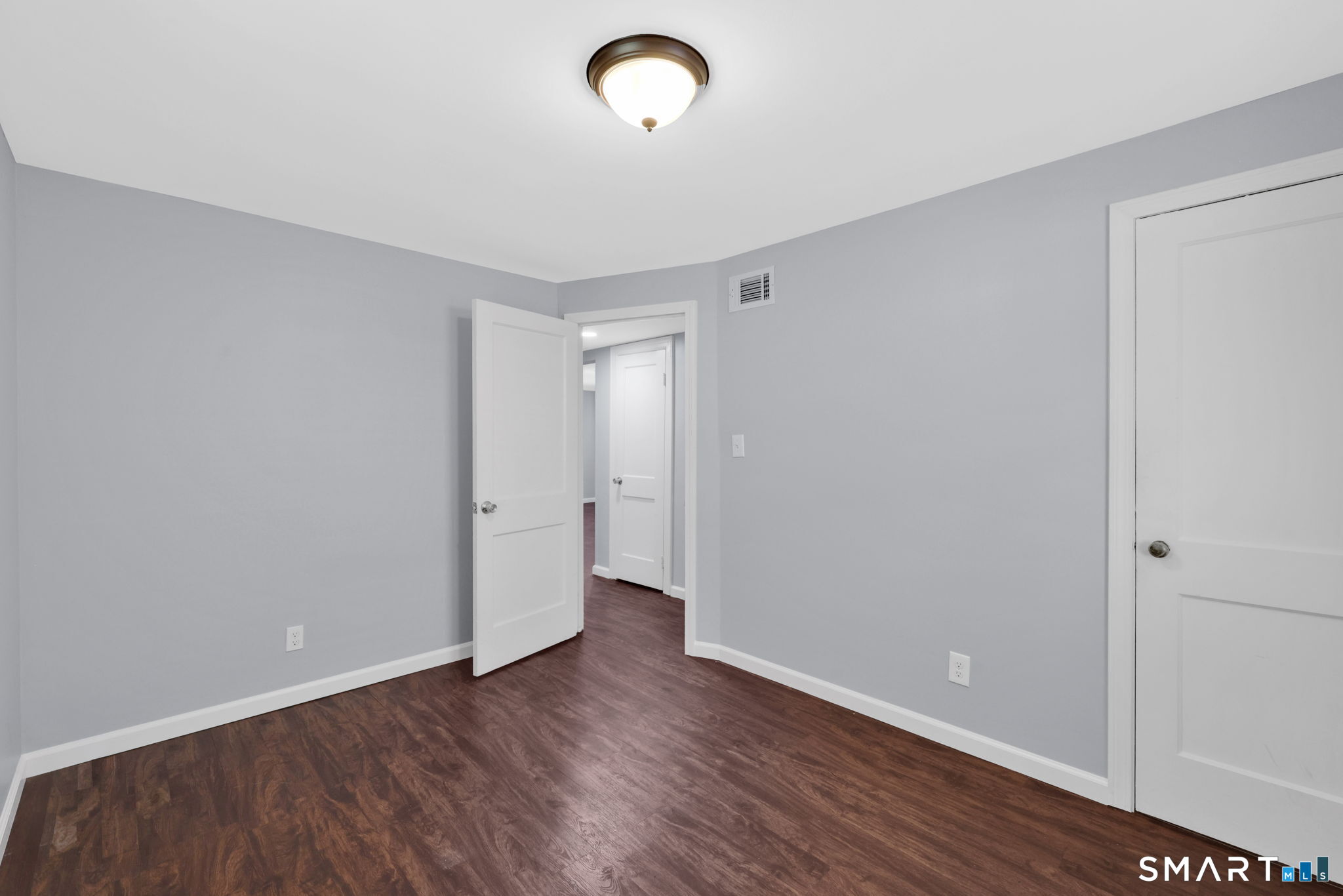 7 James Street East Haven CT 06512