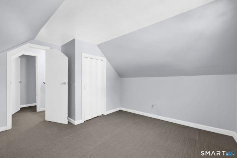7 James Street East Haven CT 06512