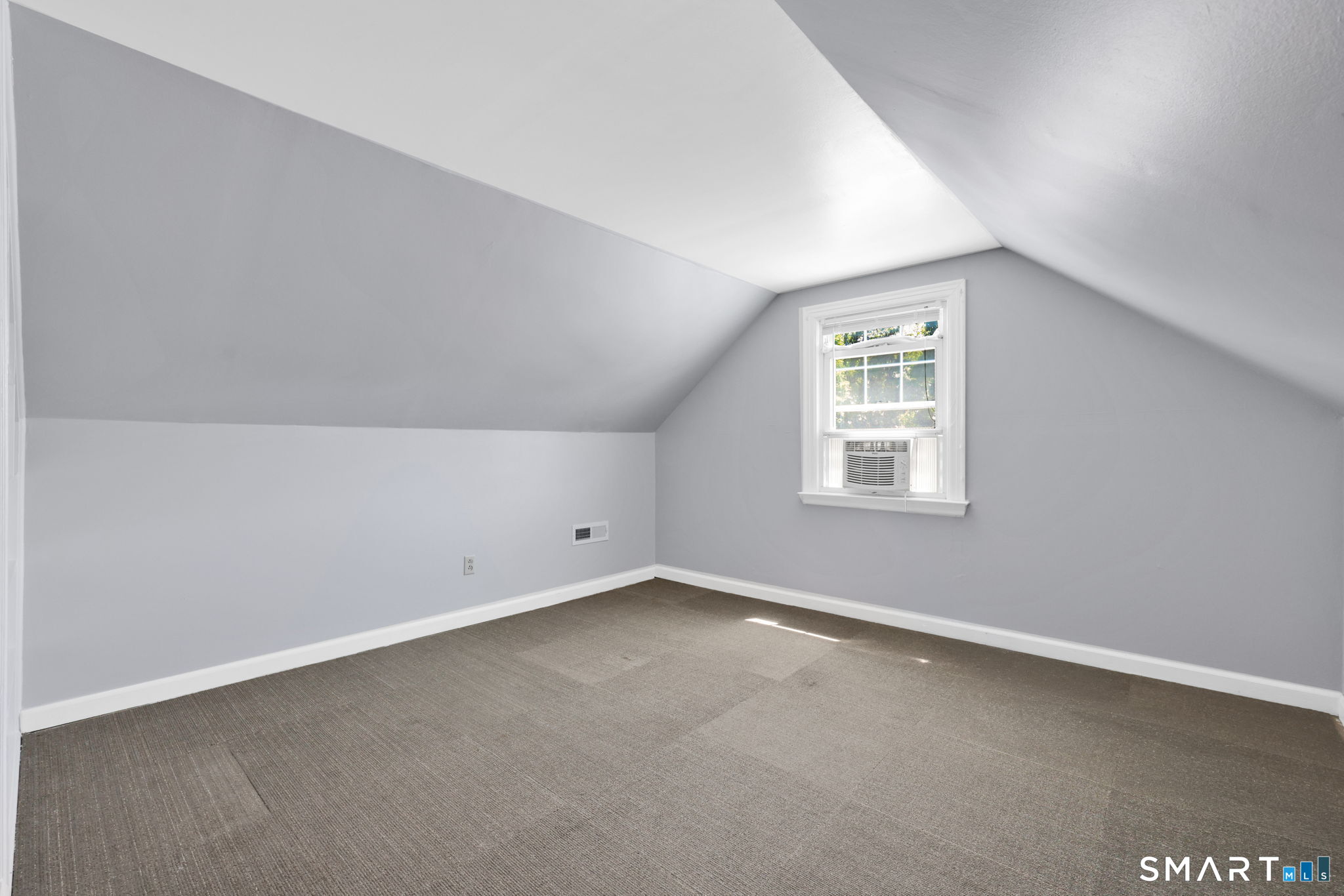 7 James Street East Haven CT 06512