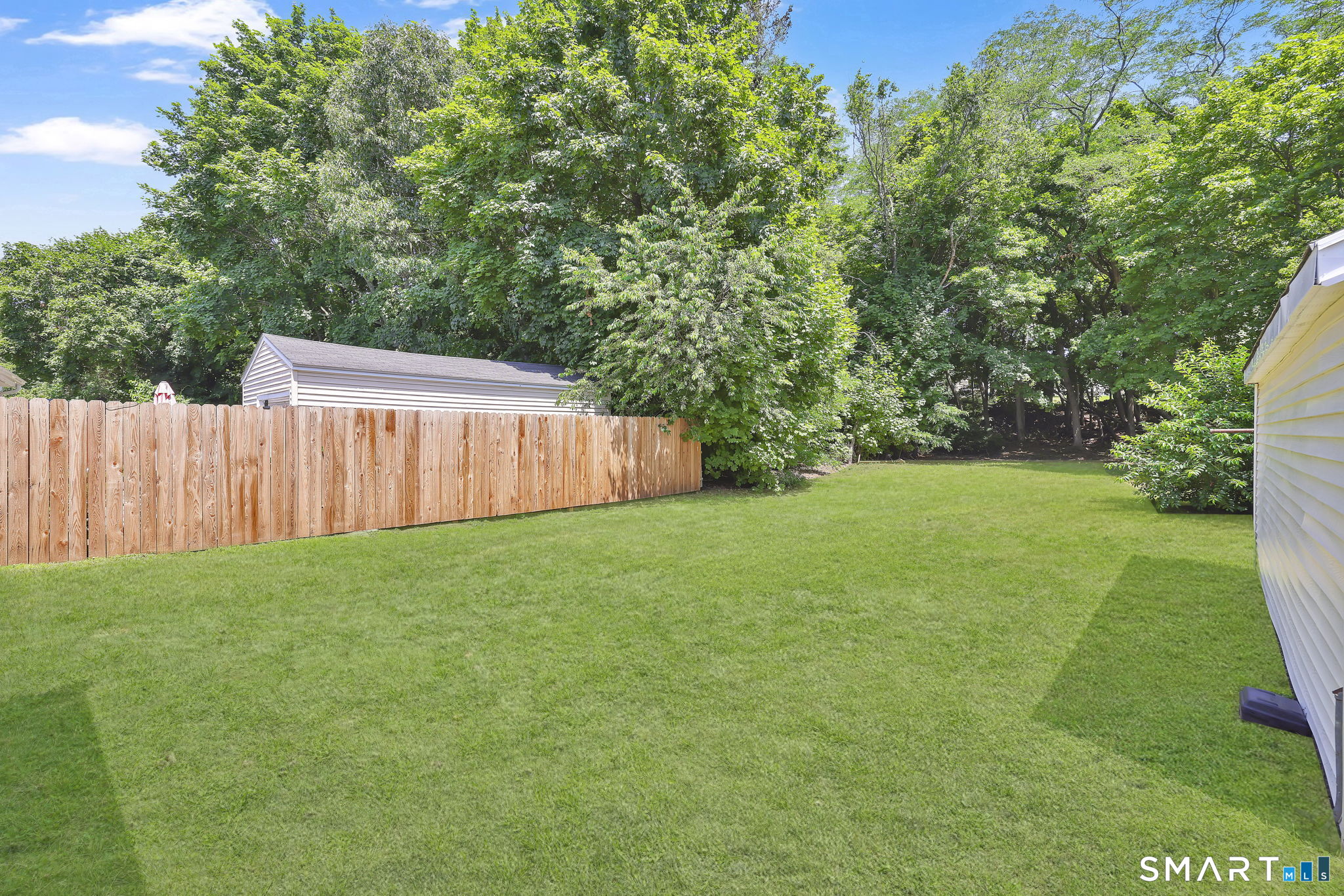 7 James Street East Haven CT 06512