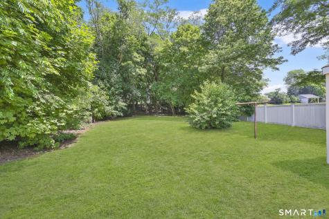 7 James Street East Haven CT 06512