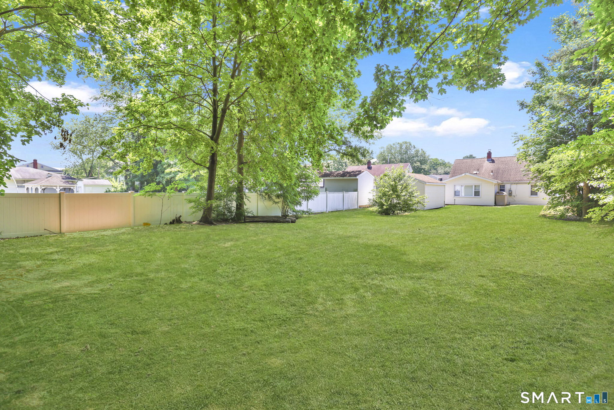 7 James Street East Haven CT 06512
