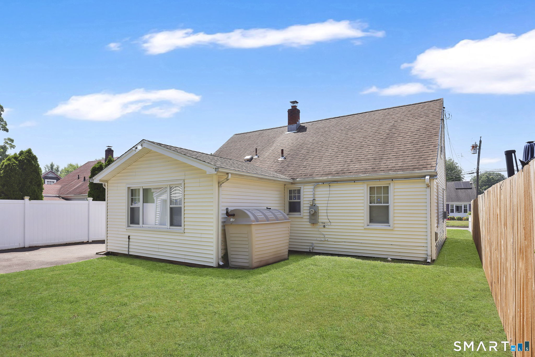 7 James Street East Haven CT 06512