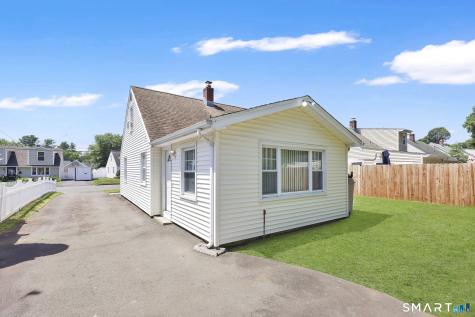 7 James Street East Haven CT 06512