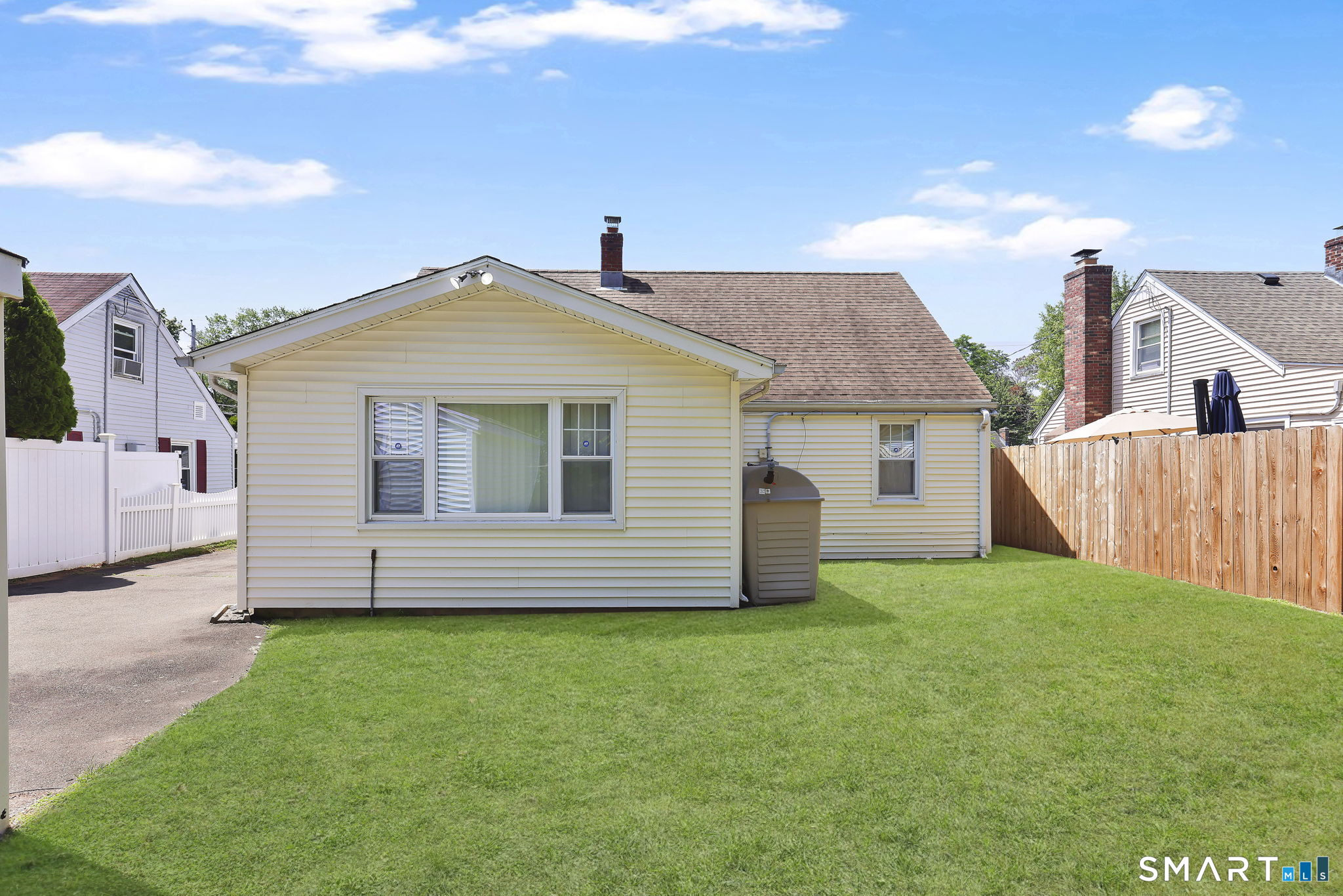 7 James Street East Haven CT 06512