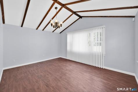 7 James Street East Haven CT 06512