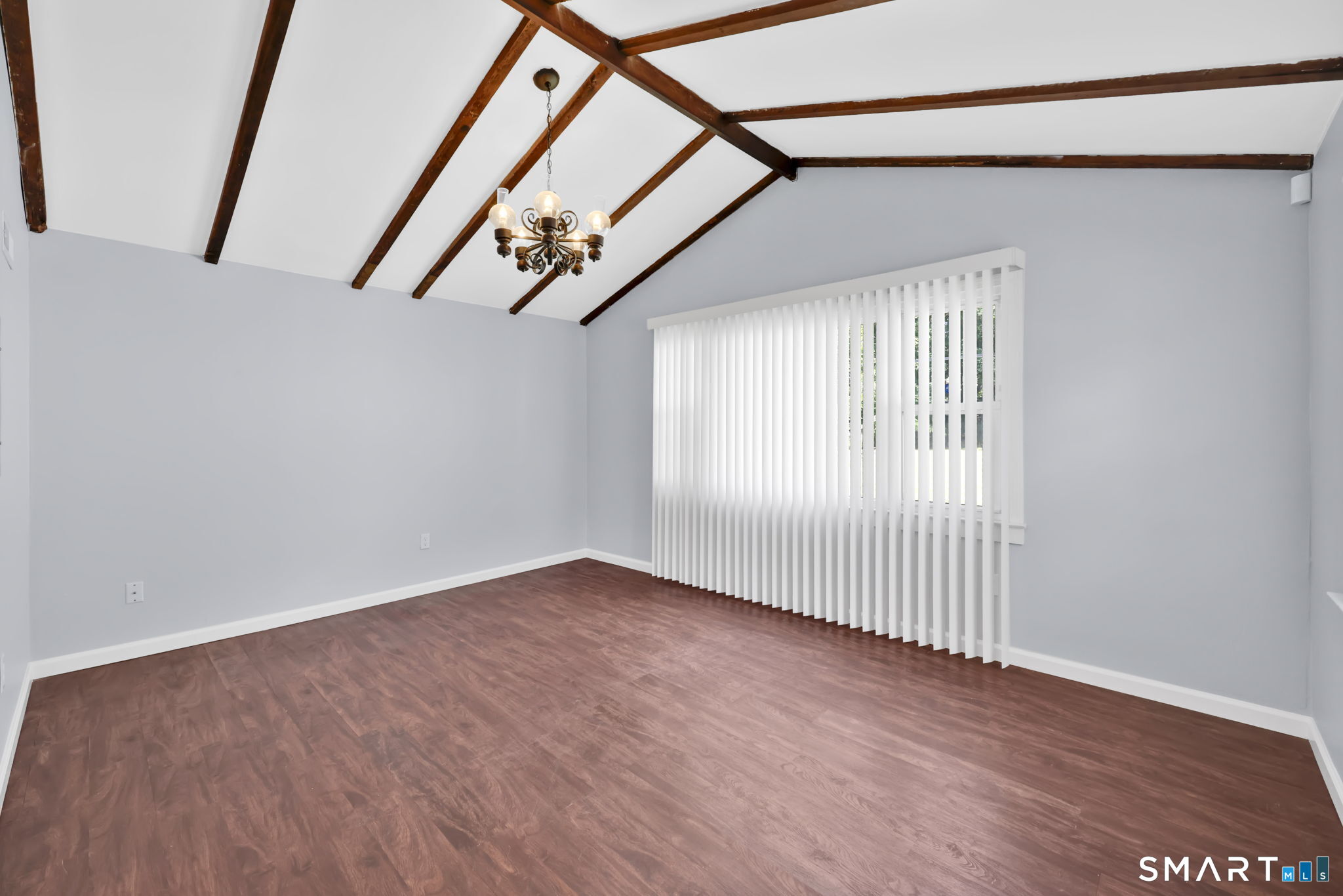 7 James Street East Haven CT 06512