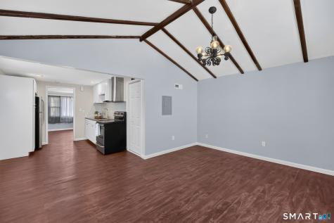 7 James Street East Haven CT 06512