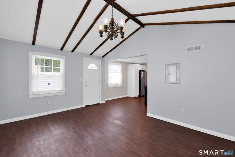 7 James Street East Haven CT 06512