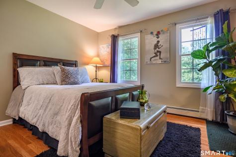 21 Phyllis Lane Newtown CT 06470