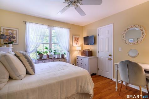 21 Phyllis Lane Newtown CT 06470