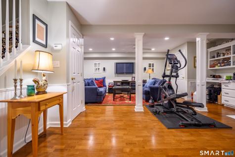21 Phyllis Lane Newtown CT 06470