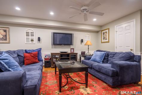 21 Phyllis Lane Newtown CT 06470