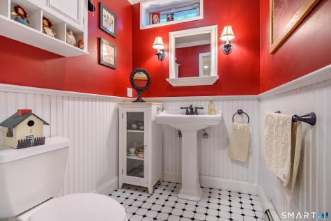 21 Phyllis Lane Newtown CT 06470