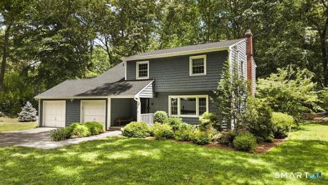4 Stonehedge Road Norwalk CT 06851