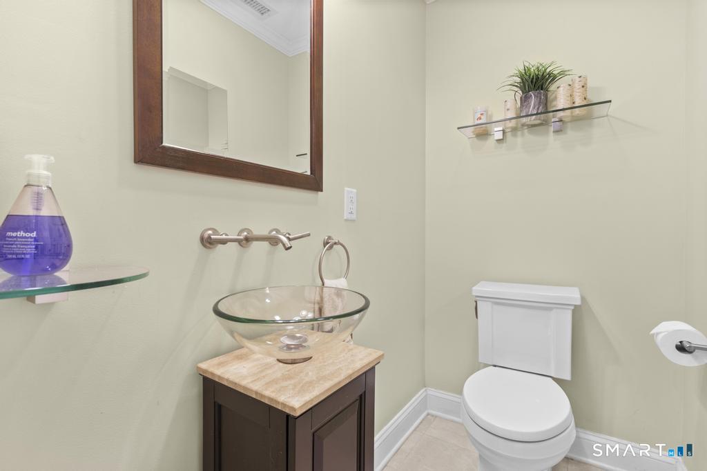 4 Stonehedge Road Norwalk CT 06851