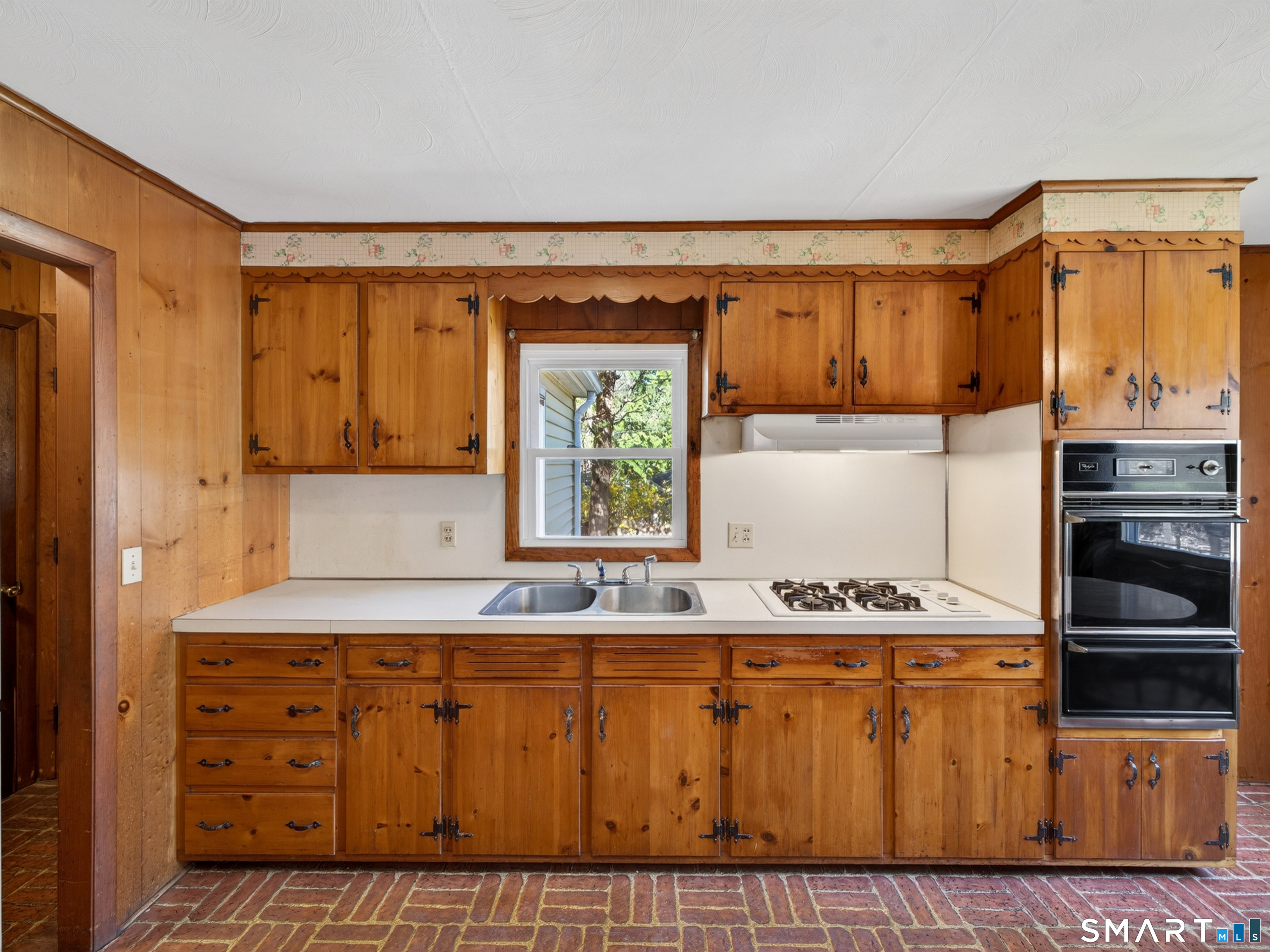 3 Helen Street Norwich CT 06360