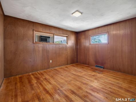 3 Helen Street Norwich CT 06360