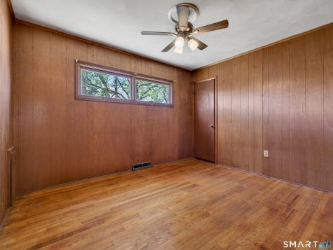 3 Helen Street Norwich CT 06360