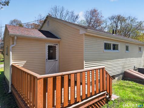 3 Helen Street Norwich CT 06360